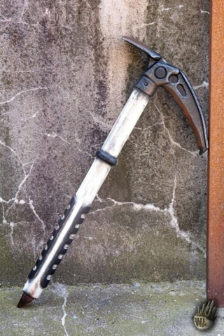 Ice Axe - 63 cm - White