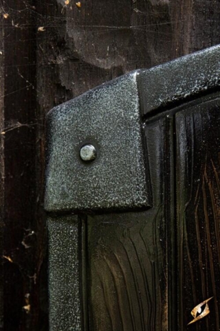 Templar Shield - White/Black