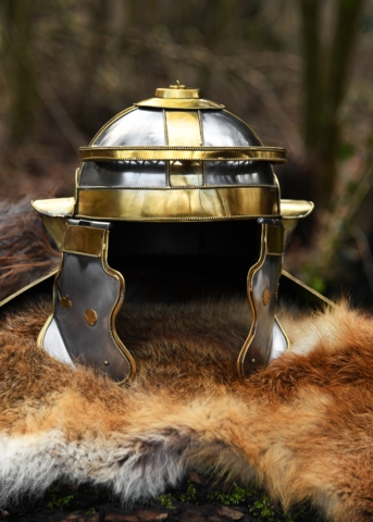 Battle Merchant, Roman Italic H-hjelm, Niedermörmter - Front