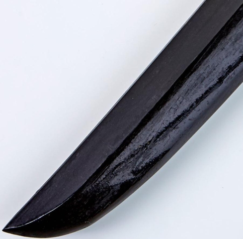 Tanto kniv i sort eg